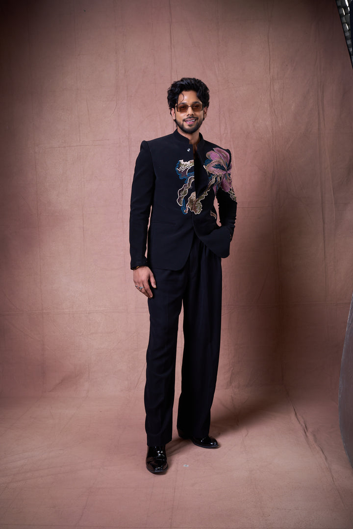 Noir Blossom Jodhpuri Set