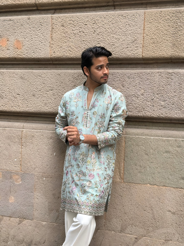Bagh-e-Noor Kurta Set
