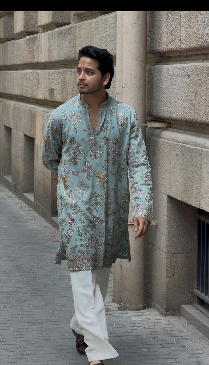 Bagh-e-Noor Kurta Set