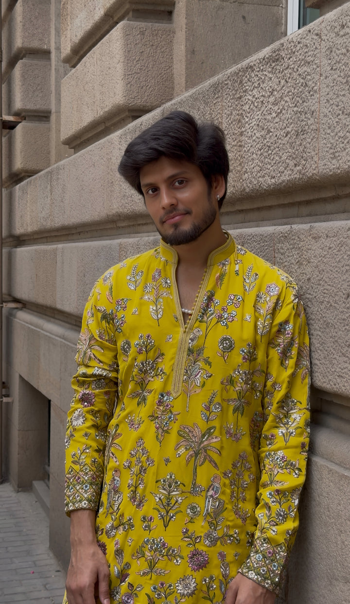 Bagh-e-Noor Kurta Set