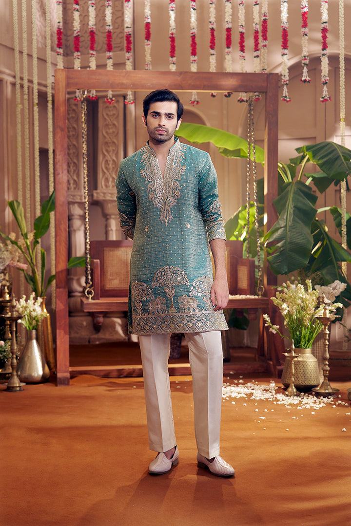 Mehvar Kurta Set